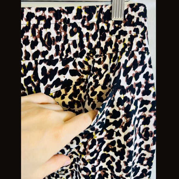 Cabi Leopard Print Joggers - Size M - Picture 2 of 9
